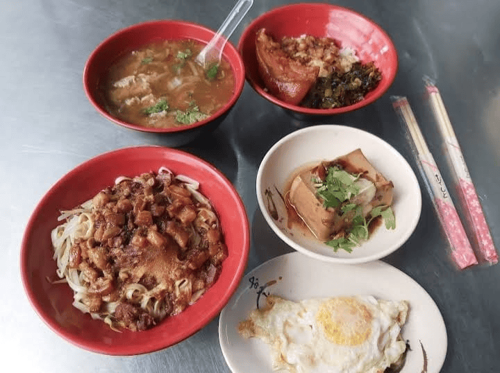 南屯滷肉飯、爌肉飯推薦 6:市ㄚ口賣香飽
