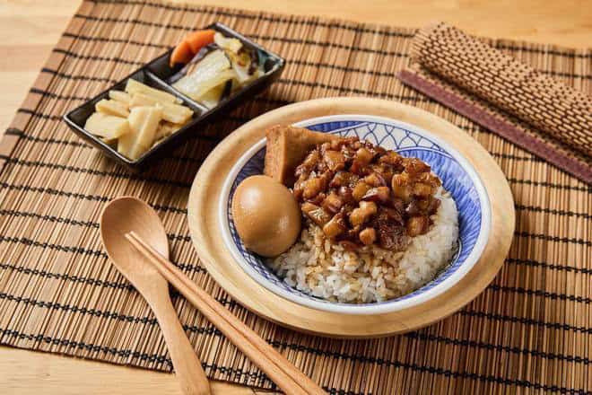 古早「胃」最愛的大雅滷肉飯:林記飯館大雅店